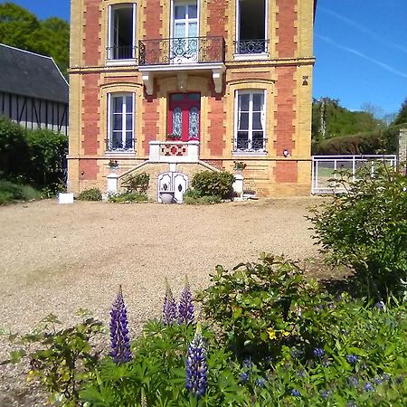 L'Ajoussienne Villa Exterior photo