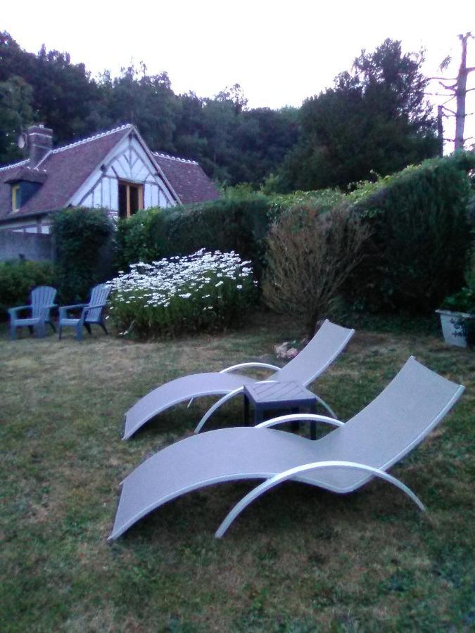 L'Ajoussienne Villa Exterior photo